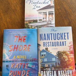 Nantucket Novel Collection - Blue and White Covers